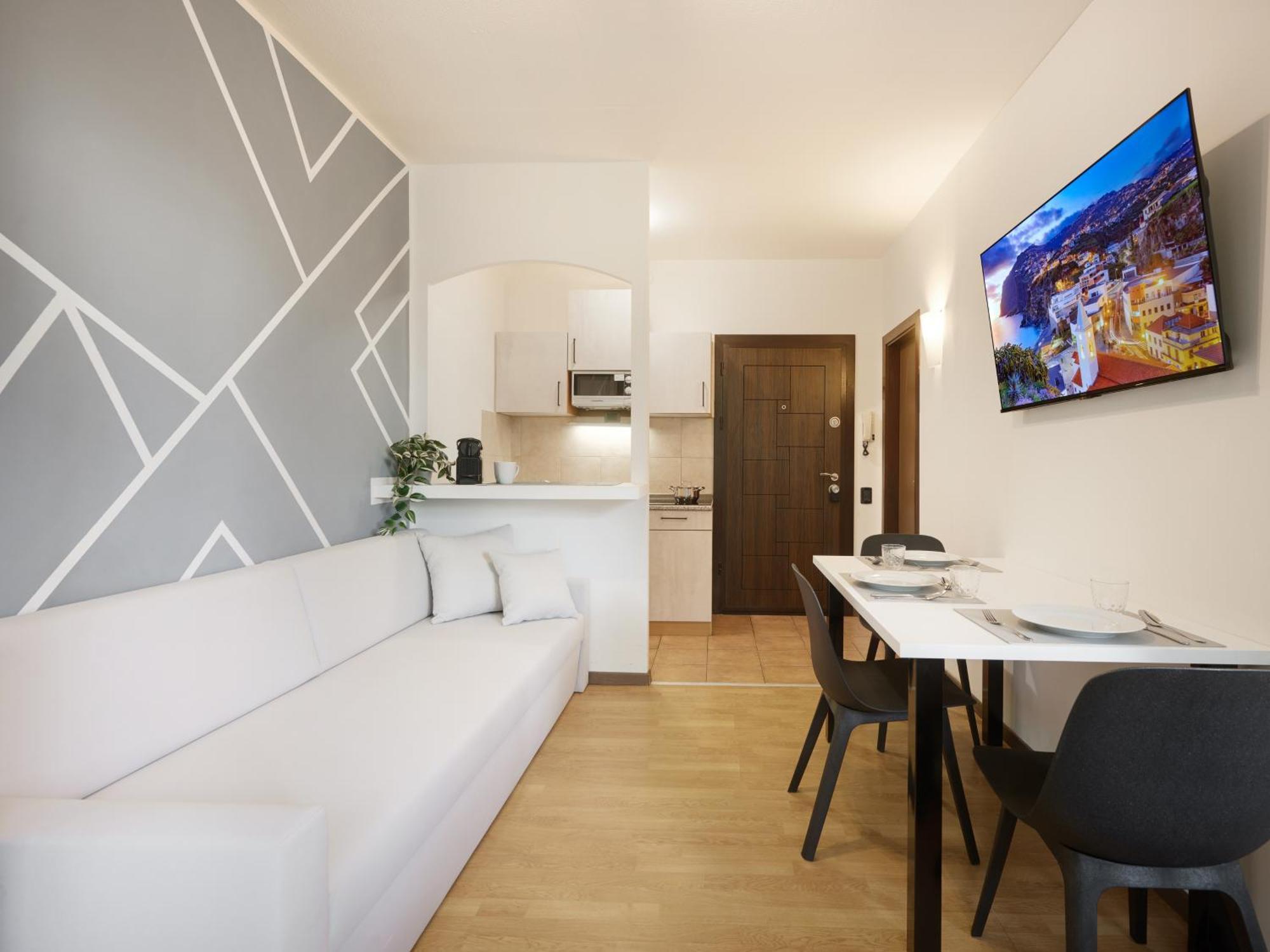 Palm With Free Parking Apartment *